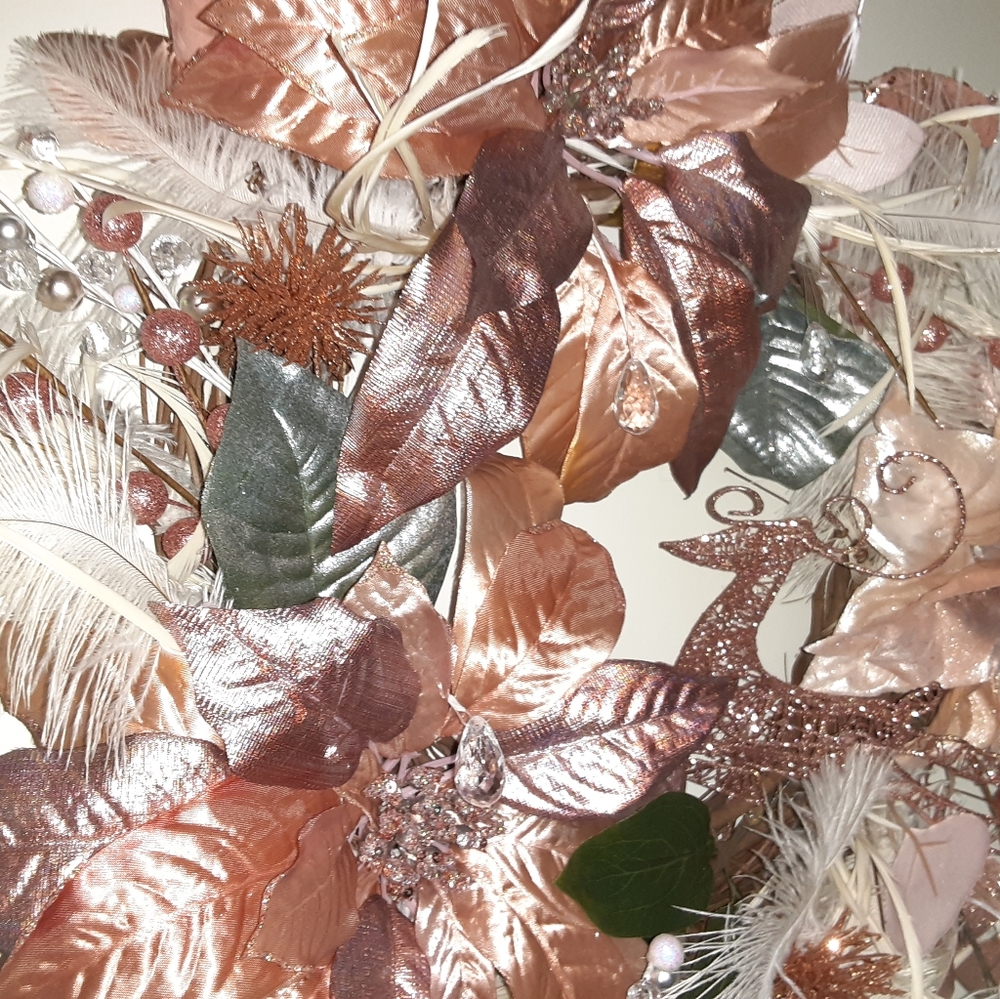 Homemade wreath - Picture 2 of 6